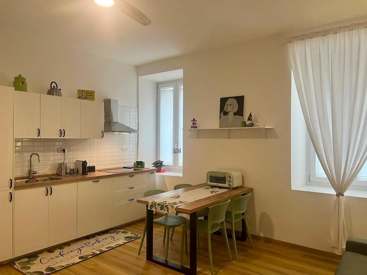 Al Lotto 27 Garbatella Storica Apartment Rome 0*,  Italy